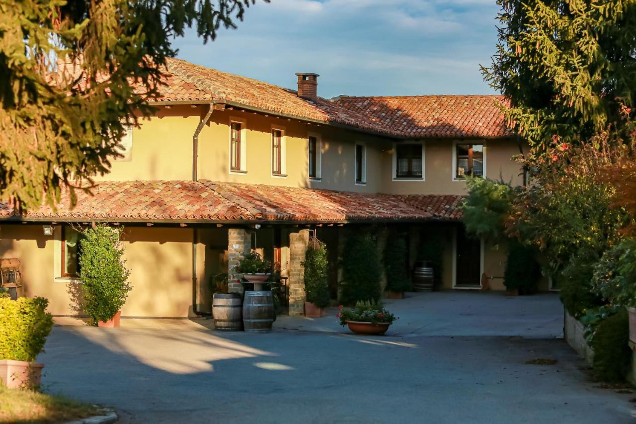 Cadgal - Tenuta Valdivilla Santo Stefano Belbo Zewnętrze zdjęcie