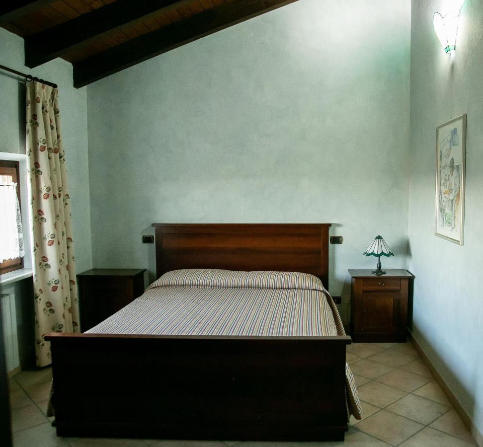 Cadgal - Tenuta Valdivilla Santo Stefano Belbo Zewnętrze zdjęcie