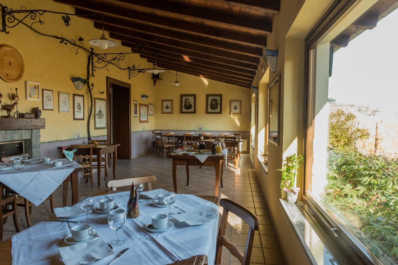 Cadgal - Tenuta Valdivilla Santo Stefano Belbo Zewnętrze zdjęcie